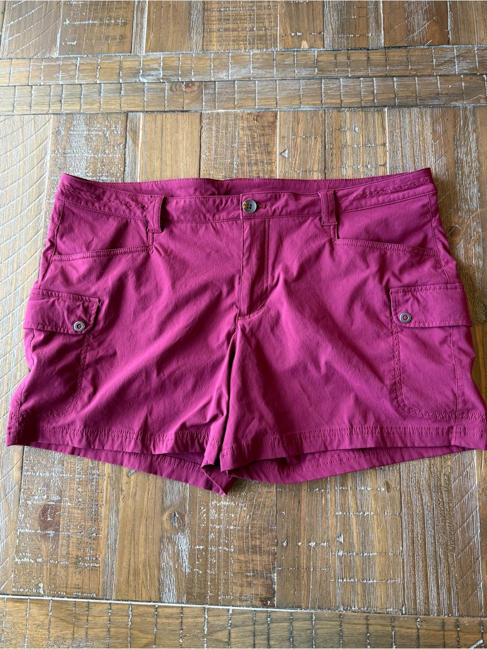 Eddie Bauer Raspberry Magenta Cargo Shorts